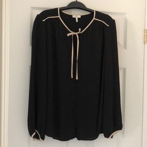 Joie 100% Silk Black Blouse with Blush Trim Sz L